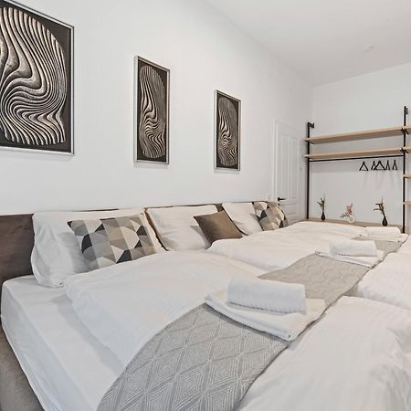 Gt7 Apartments District 9 - Managed By Sky9 Apartments Bécs Kültér fotó
